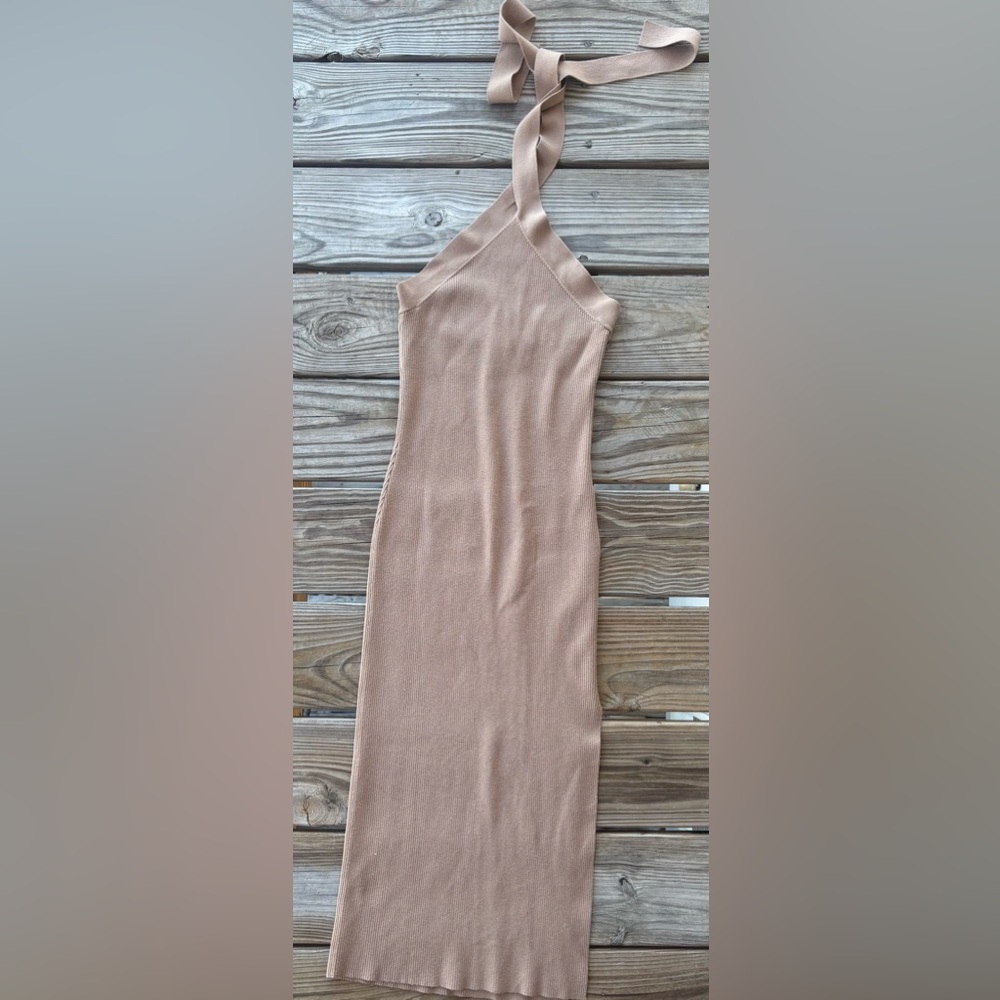 Wilfred Aritzia Ribbed Halter Midi Dress | Bodycon Slit Neutral